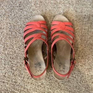 Coral wedge sandals, 8.5, naturalizer